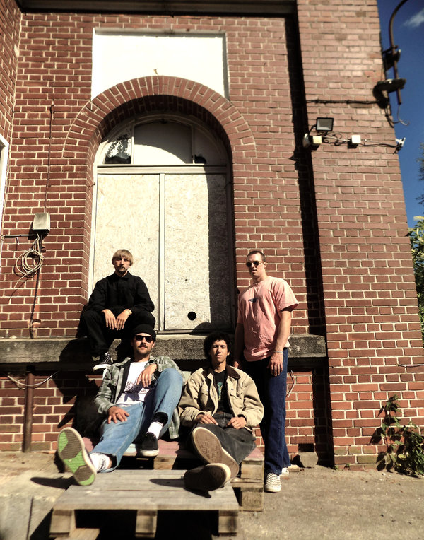 THE ROLLING CHOCOLATE BAND